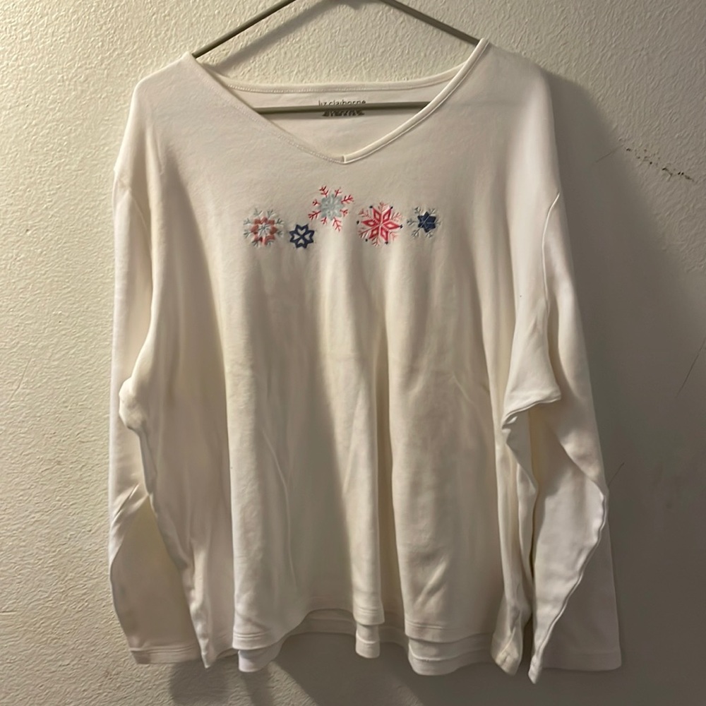 Liz Claiborne winter long sleeve shirt